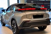 Toyota C-HR Style 2.0 Hybrid Dynamic Force Plug-in
