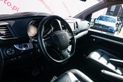 Peugeot Traveller L2H1 AT