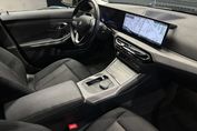 BMW Seria 3 320D Xdrive Mhev