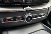 Volvo XC60 B4 D AWD Plus Dark