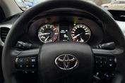 Toyota HiLux Double Cab DLX 4x4