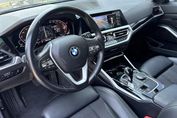 BMW Seria 3 320i Sport Line