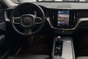 Volvo XC60 B5 B AWD Plus Dark aut