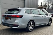 Volkswagen Passat 1.5 eTSI DSG