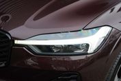 Volvo XC60 B5 AWD Plus Dark