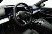 BMW Seria 5 540d M Sport xDrive mHEV aut