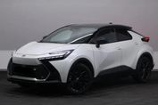Toyota C-HR GR Sport 2.0 Hybrid Dynamic Force Plug-in
