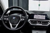 BMW Seria 3 320i Advantage aut
