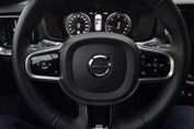 Volvo V60 D3 R-Design