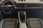 Porsche Macan 4