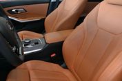 BMW Seria 3 318i aut