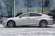 Lexus ES 300h Business Edition