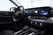 Hongqi HS5 2.0T AWD