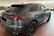 Audi Q8 TFSI e quattro
