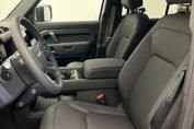 Land Rover Defender 110 D250 X-Dynamic SE