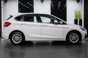 BMW Seria 2 218d Advantage aut