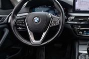 BMW Seria 5 520e sport-aut
