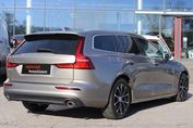 Volvo V60 D3 AWD Momentum Pro