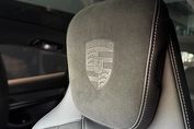Porsche Taycan 4 Black Edition