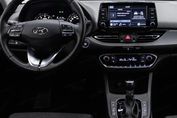 Hyundai i30 Fastback 1.5 T-GDI 48V Smart DCT