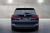 BMW X5 M50i