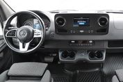 Mercedes Sprinter Standard Pro 9G-Tronic