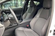 Toyota C-HR Hybrid Style