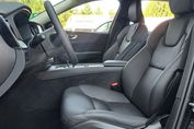 Volvo XC60 B5 B AWD Plus Bright