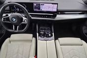 BMW Seria 5 520d xDrive mHEV M Sport aut