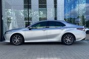 Toyota Camry 2.5 Hybrid Executive Cvt