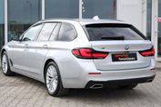 BMW Seria 5 520d xDrive Luxury Line Touring