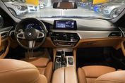 BMW Seria 5 Touring 540d xDrive M Sport