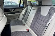 Volvo V60 B3 B Momentum Pro