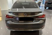 Lexus ES 300h Business Edition 2.5 E-CVT