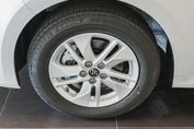 Toyota Yaris Comfort 1.5 Hybrid