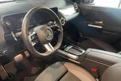 Mercedes GLA 220 4-Matic AMG Line 8G-DCT