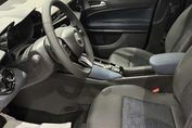 Alfa Romeo Junior 1.2 Ibrida