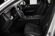 Volvo XC60 B4 D AWD Momentum Pro