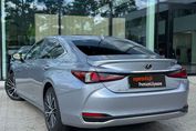 Lexus ES 300h Business Edition