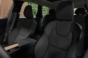 Volvo XC60 T8 Plug-In Hybrid AWD Ultra Dark