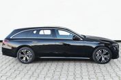 Mercedes Klasa E Kombi 220 d 4MATIC Avantgarde