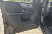 Mercedes GLB 200