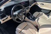 BMW Seria 3 318i