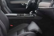 Volvo V90 T8 AWD Ultra Bright