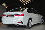 BMW Seria 3 318i Sport Line