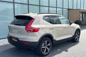Volvo XC40 B3 Plus Dark