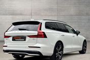 Volvo V60 B4 B Plus Dark aut