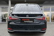 Lexus ES 300h Business Edition