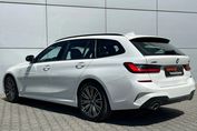 BMW Seria 3 330e xDrive M Sport sport-aut