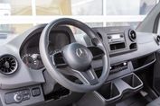 Mercedes Sprinter 314 Kontener + Winda